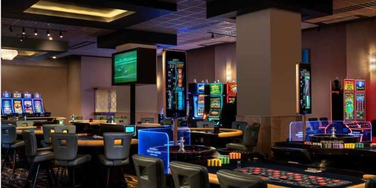 As Diferenças entre os Jogos de Mesa e Caça-níqueis de Casino Online