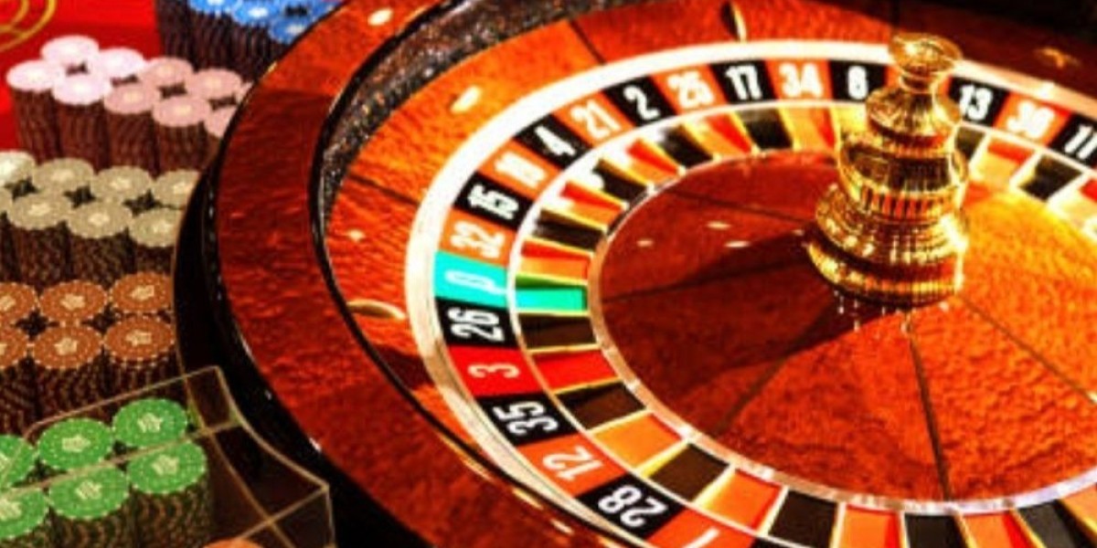 "Explore Casino Thrills with Khelraja's Online Casino App in India for Android"