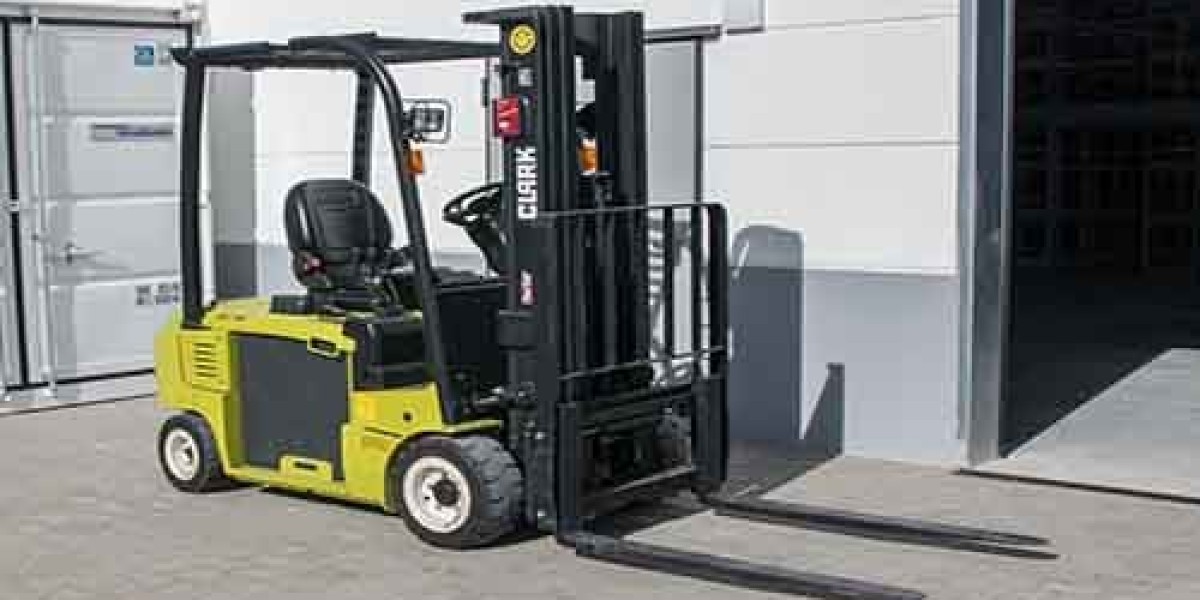 Telehandler Training Online and Reach Truck Training Online: The Future of Industrial Equipment Certification