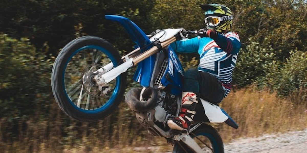 Conquering the Trails: Apollo Z20 Max - Your Ultimate Motorsports Dirt Bike