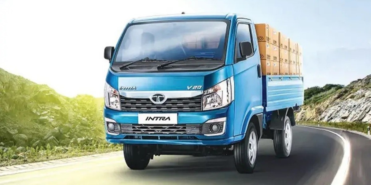 Exploring Popular Commercial Vehicles By Mahindra and Tata Motors