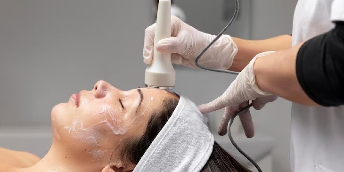 HydraFacial Excellence: Elevating Your Skincare Routine in Singapore