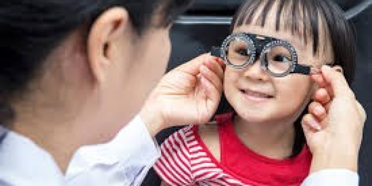 Best Child Ophthalmology in Delhi