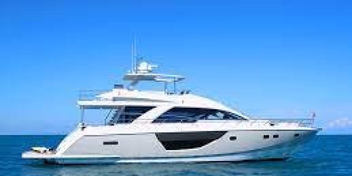 Explore Luxury: Unveiling the Ultimate Experience to Rent Yacht in Dubai