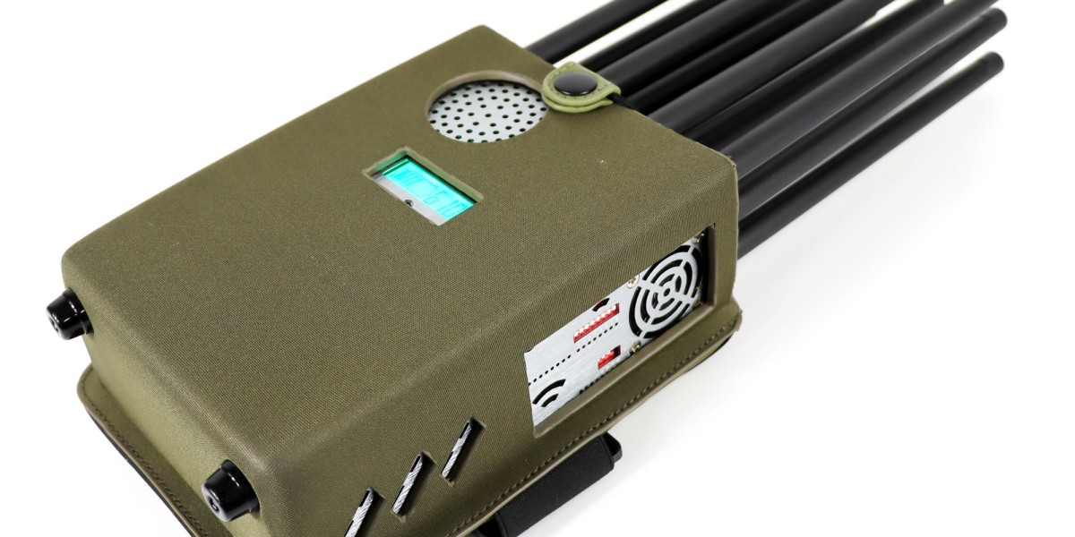 What are the advantages of a full-screen mobile phone signal jammer?