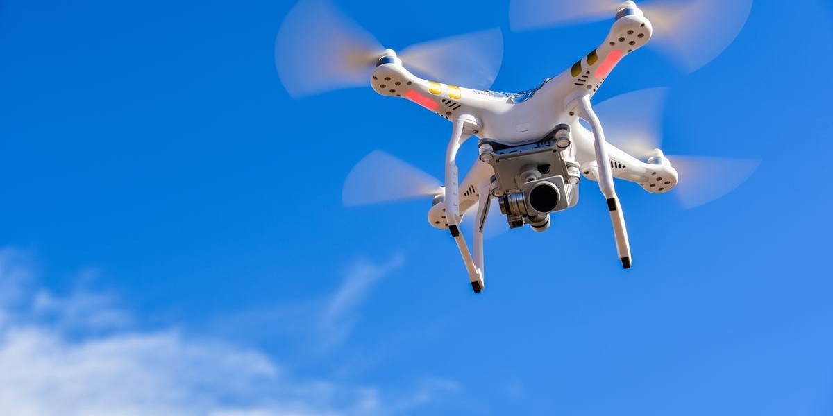 Drone Dynamics: Trends Influencing Market Dynamics in the Industry