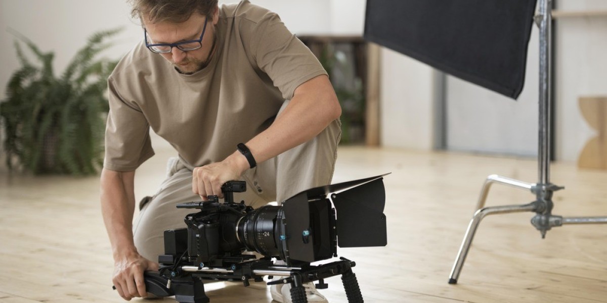 Behind the Scenes: The Unsung Heroes of Film Production Crews