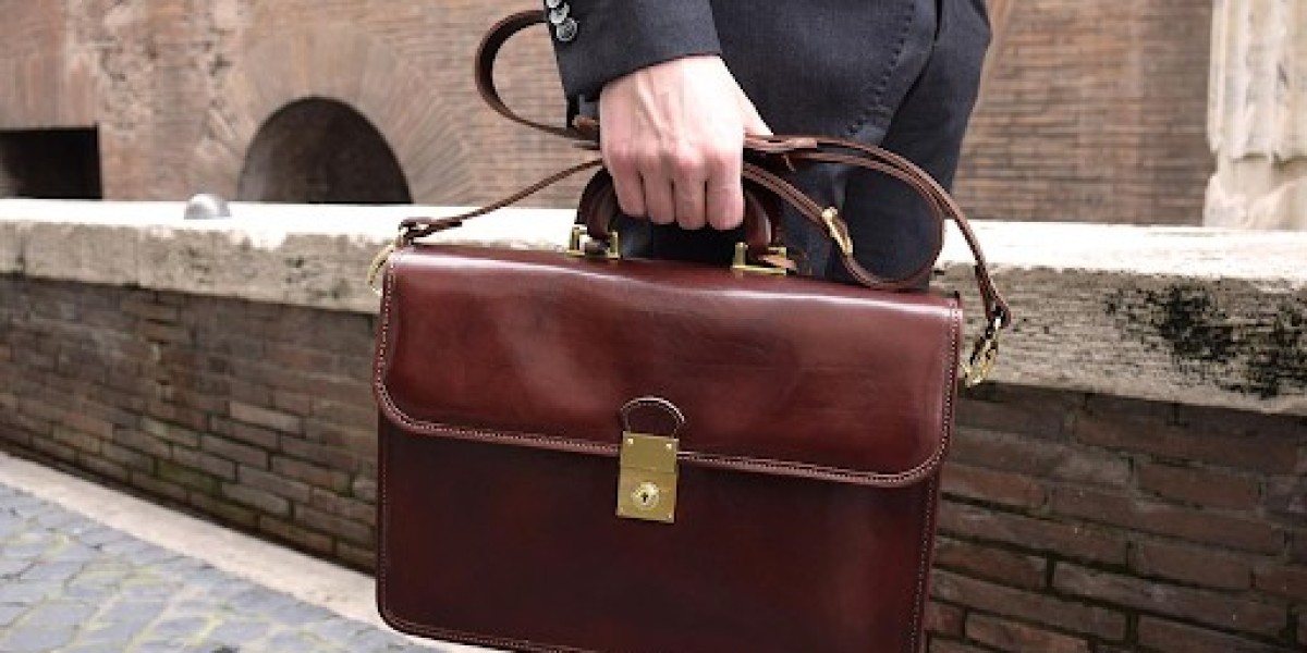 Crafting Timeless Elegance: Exploring the Art of Handmade Leather Bags