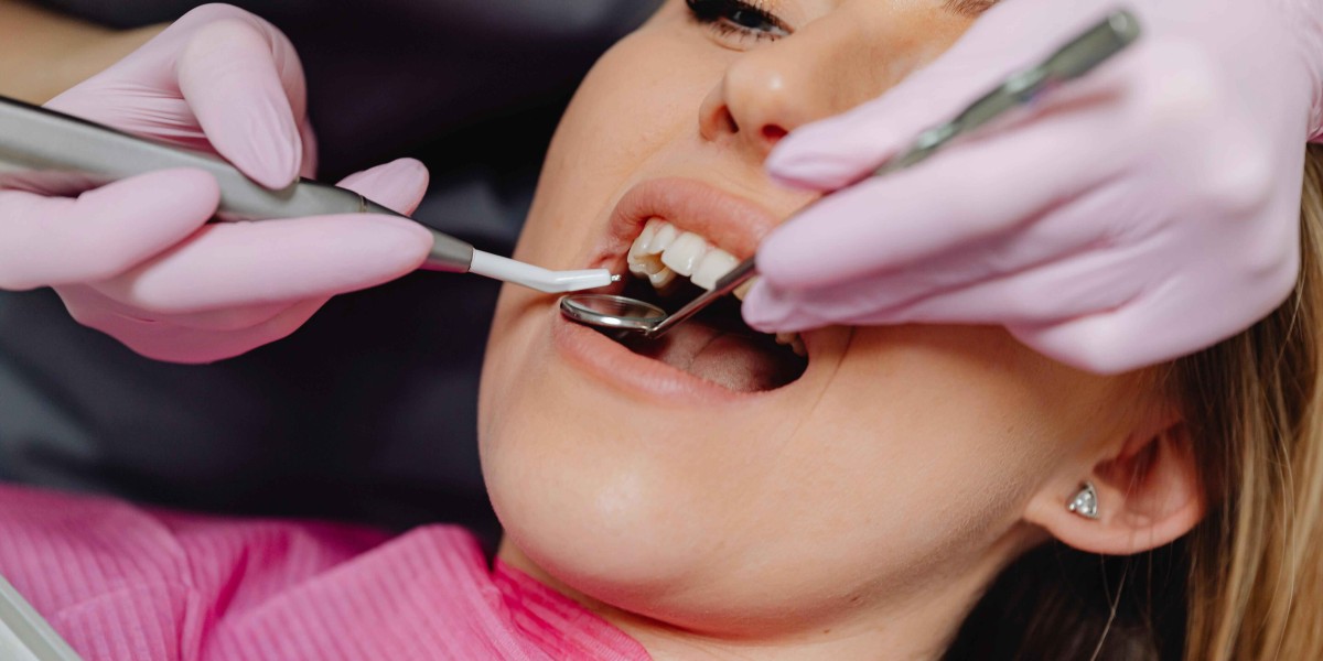 Emergency Dental Care in Massapequa: Your Dental Health Ally