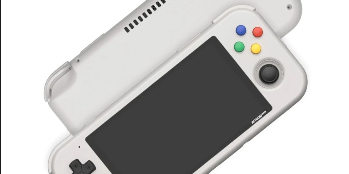 Explore Retro Handheld Game Console Choices and Reviews