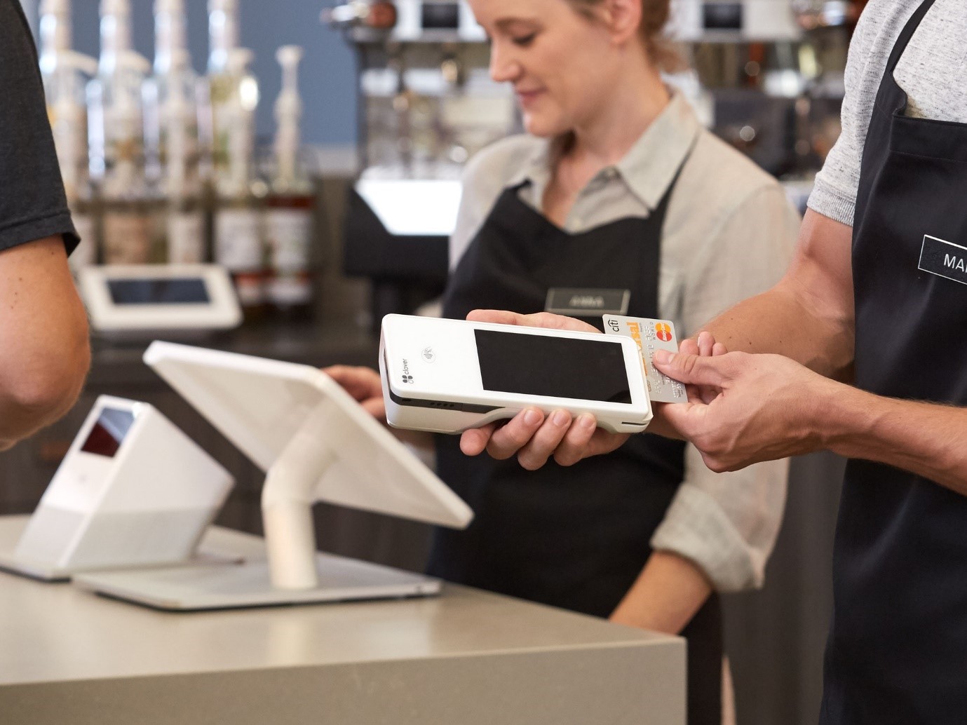 What Are the Essential Features to Look for in Restaurant POS System Software?