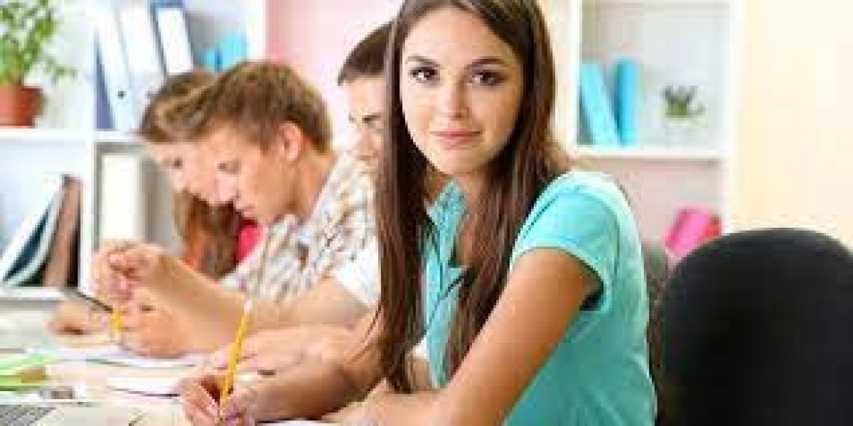 Evaluating the Best Essay Editing Services for Academic Excellence