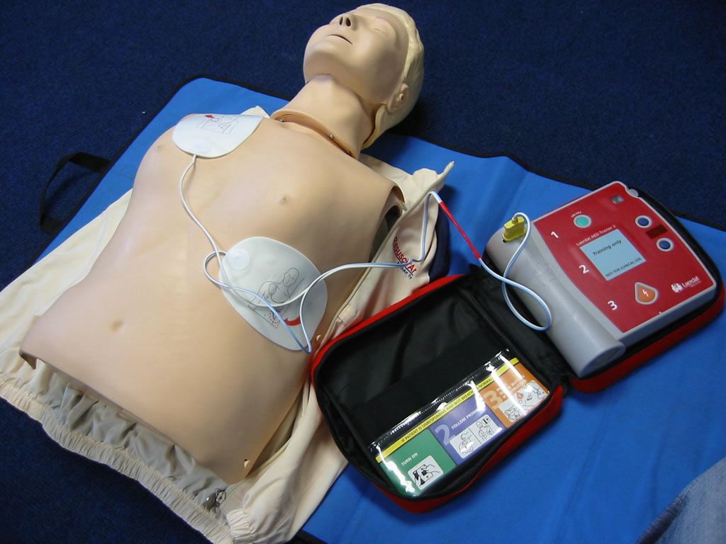 AED And CPR Course in London | CPR Certification and CPR Training Near Me