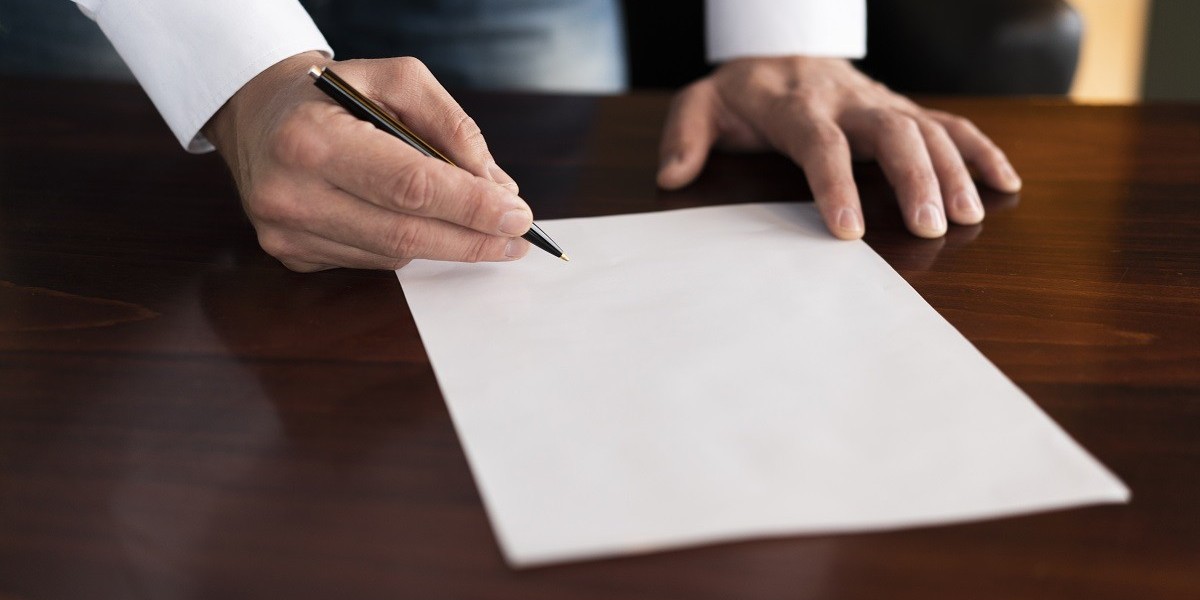 Professional Legal Document Drafting Services with IP Wise Solutions