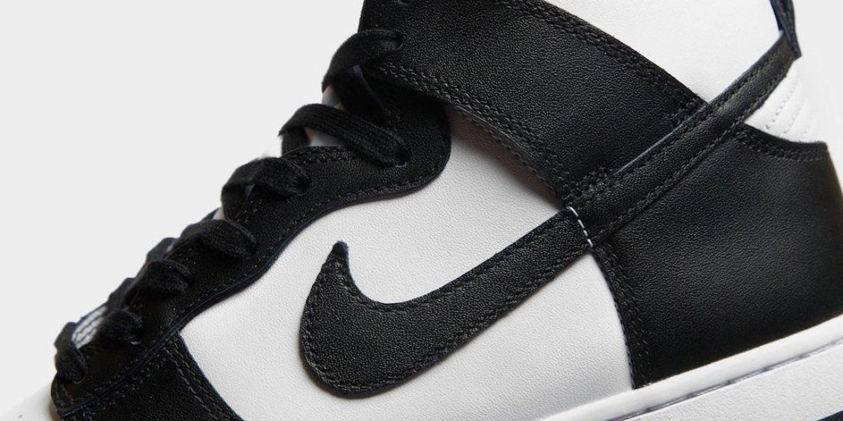 時尚與經典的碰撞——Nike黑白鞋魅力解析