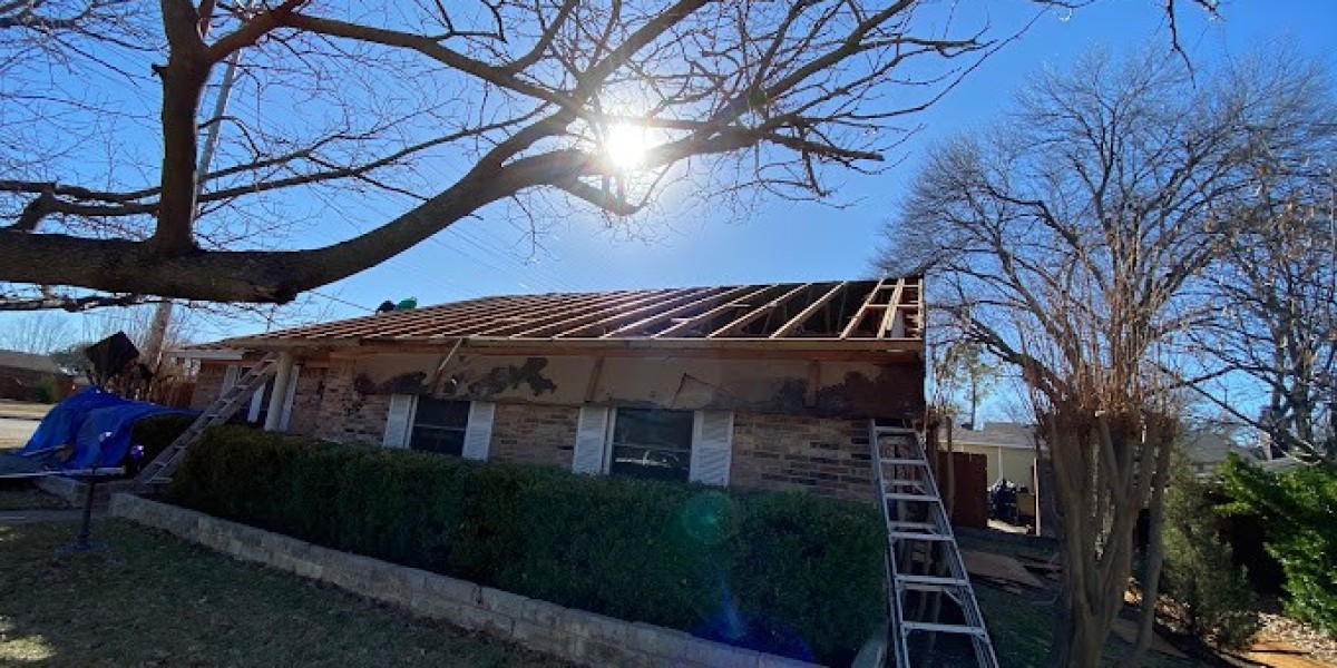 What to Expect During a Professional Dallas Roof Inspection