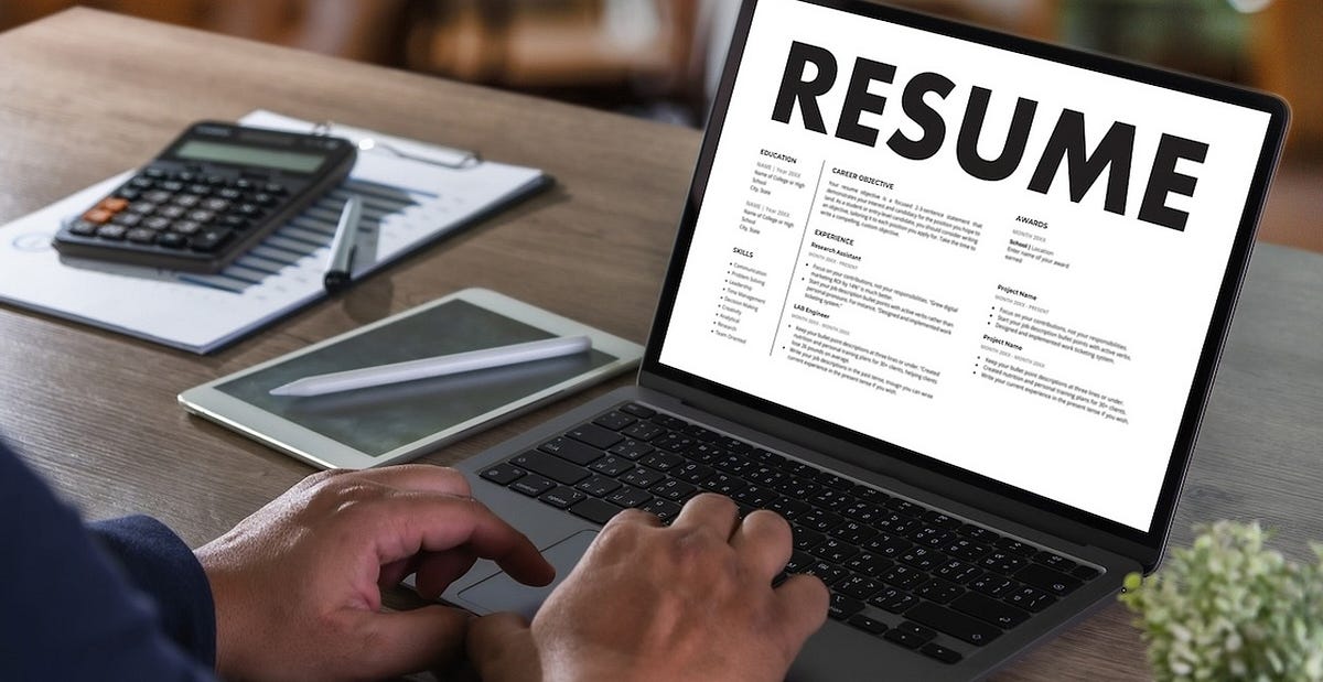 How Resume Writing Services in Delhi Can Help You Get the Job of Your Dream | by Professional Resumes | Aug, 2024 | Medium