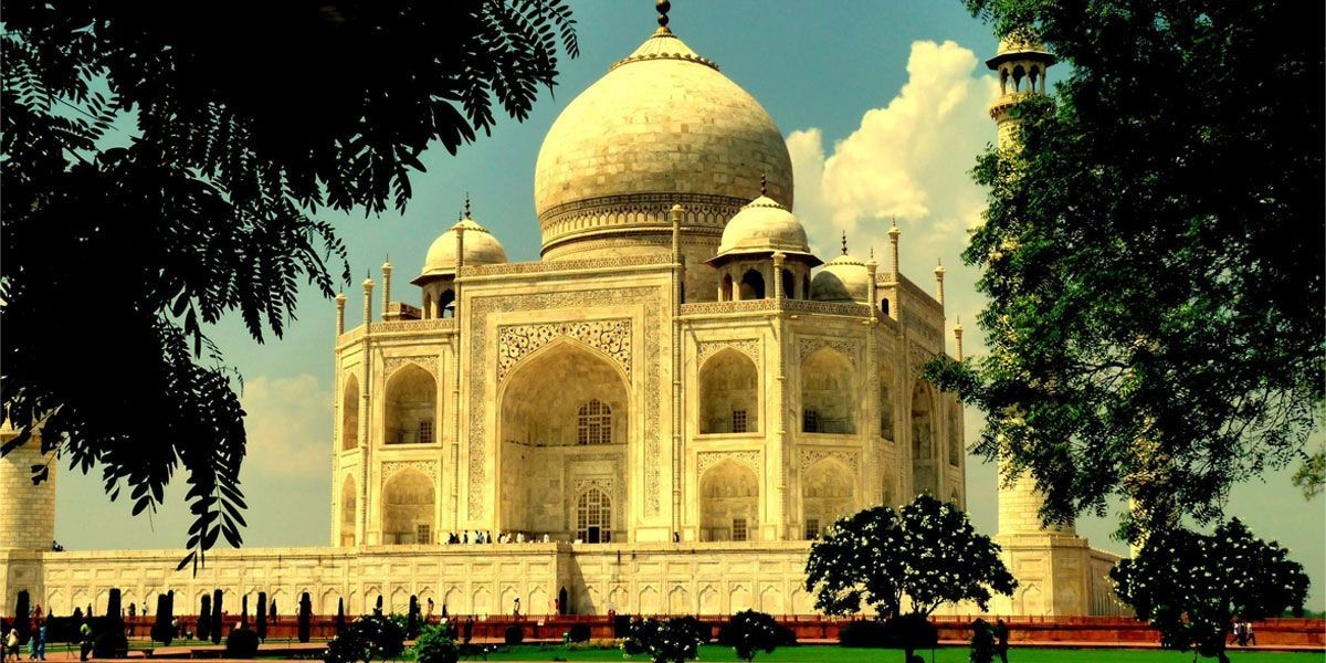 Same Day Taj Mahal Tour by Car: A Perfect Getaway from Delhi