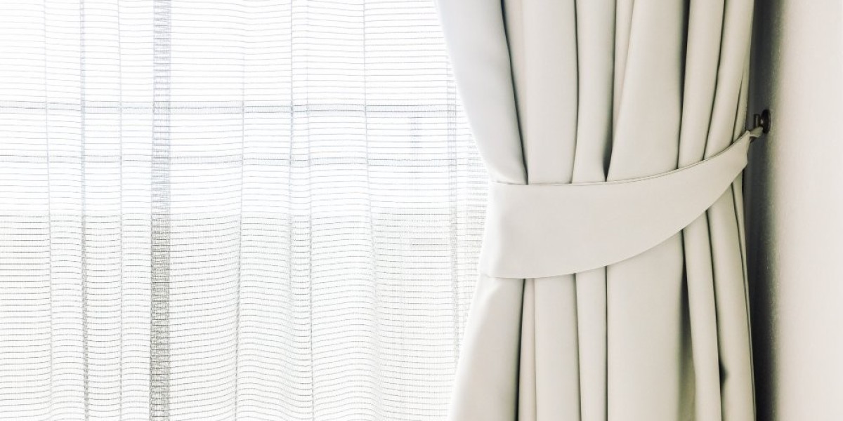 Elevating Your Space: Selecting the Perfect Curtain Fabric for Privacy and Style