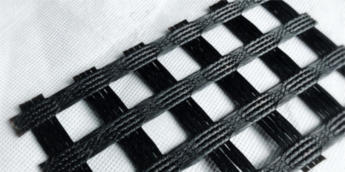 Polyester Geogrid: Reinforcing Infrastructure with Strength and Stability