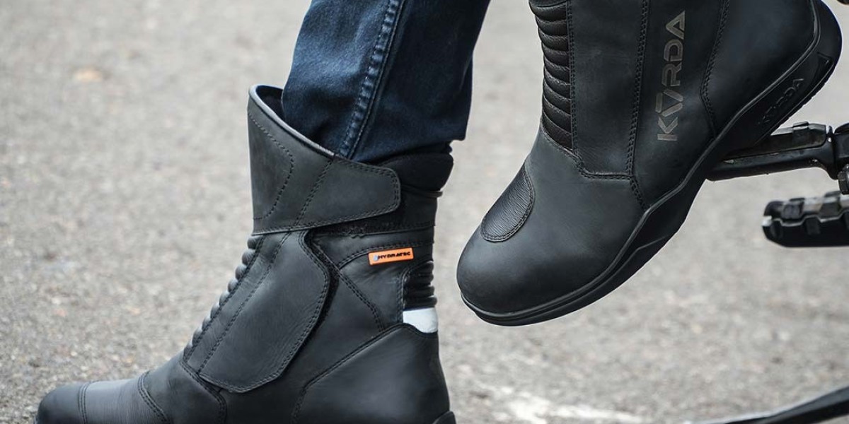 Global Riding Boots Market Size, Trends, Demand, Forecasts To 2033