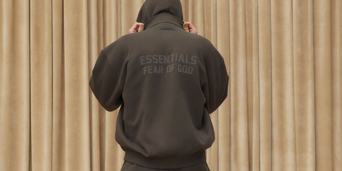 The Best Essentials Streetwear for Any Occasion