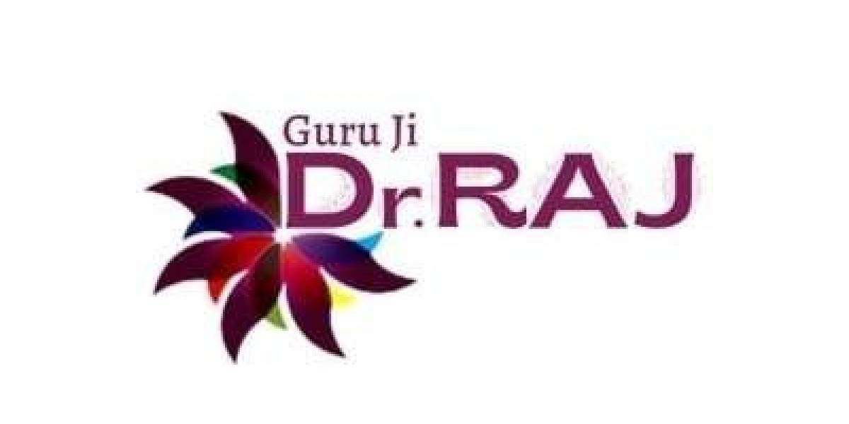 Meet Guru Ji Dr. Raj – The Famous Vedic Astrologer and Relationship Astrologer in London