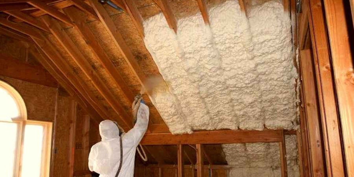 DIY vs. Professional Spray Foam Insulation: What You Need to Know