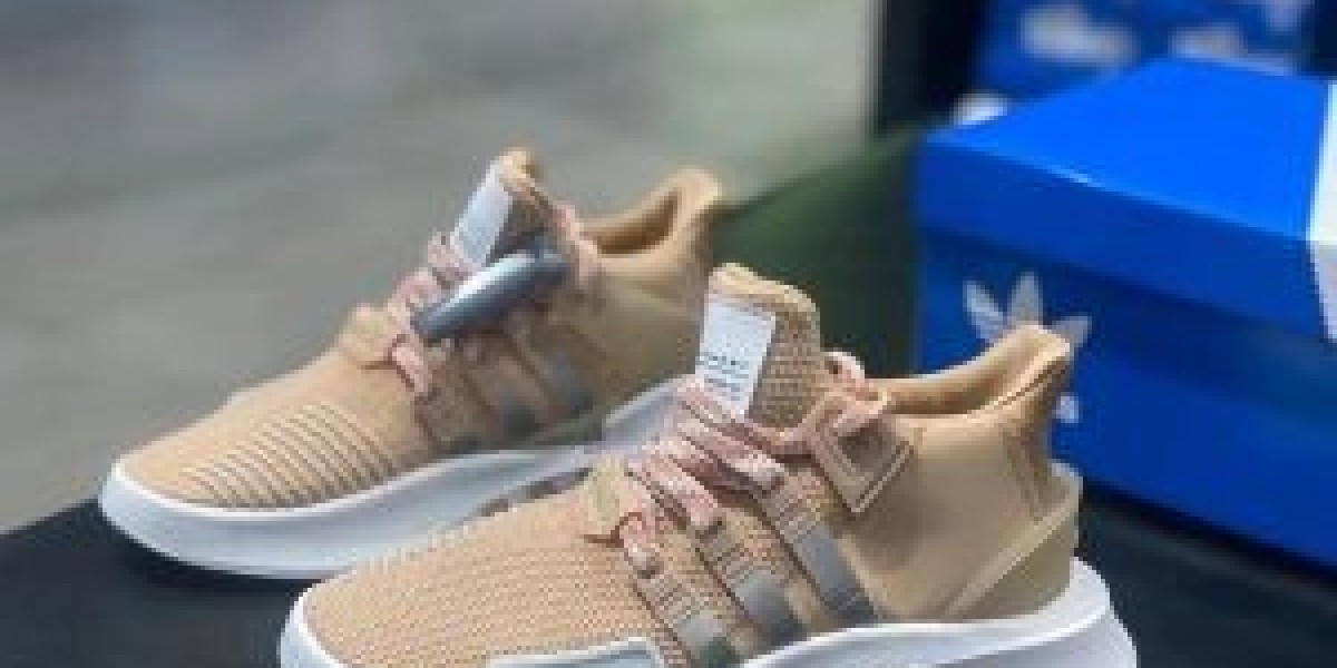 探索adidas EQT的多樣魅力：從運動到街頭