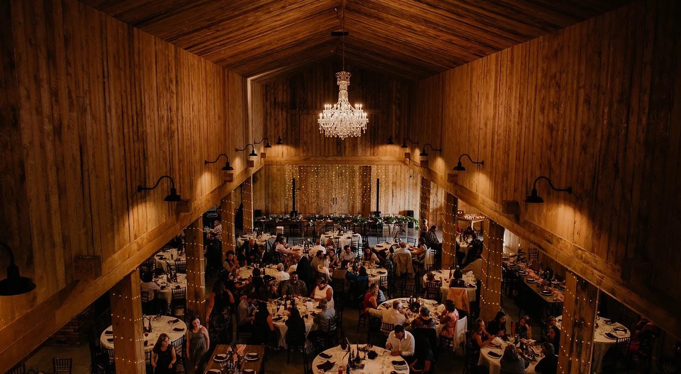 Discover unique wedding venues in Alberta – Sweethavenbarn