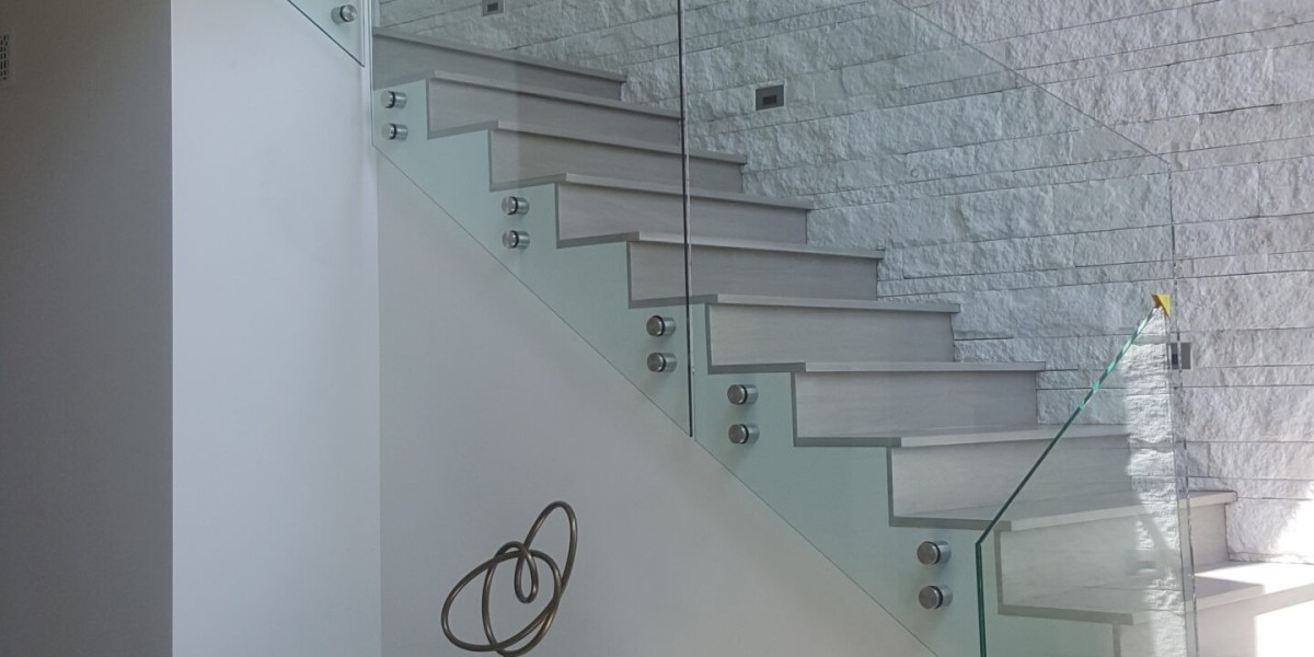 Glass Railings: A Perfect Blend of Safety, Design, and Functionality