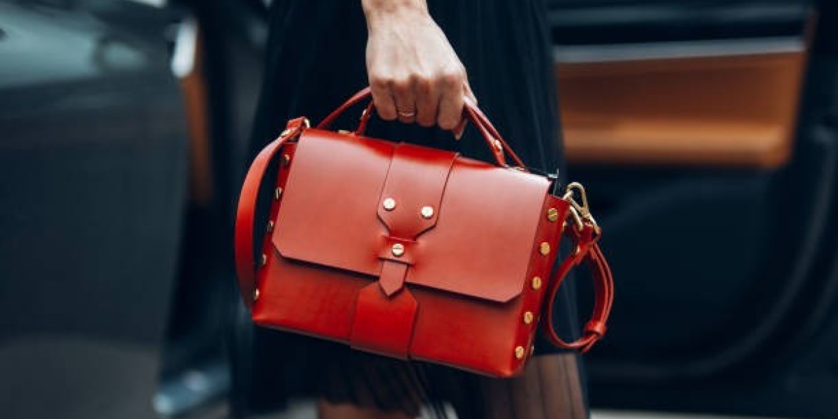 Global Luxury Handbags Market Report: Size, Share, and Forecast to 2032