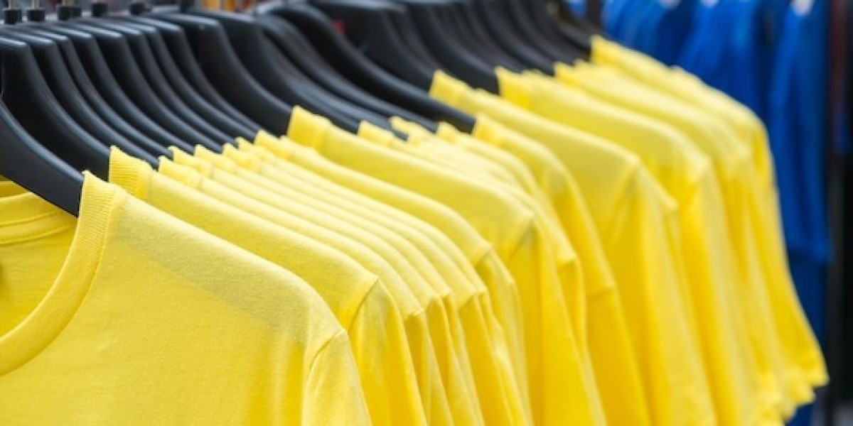 How to Buy Bulk T-Shirts Smartly: A Quick Guide