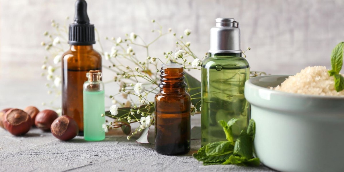 Cosmetic Oils Market: Forecasting Trends in Clean, Effective, and Sustainable Beauty Products