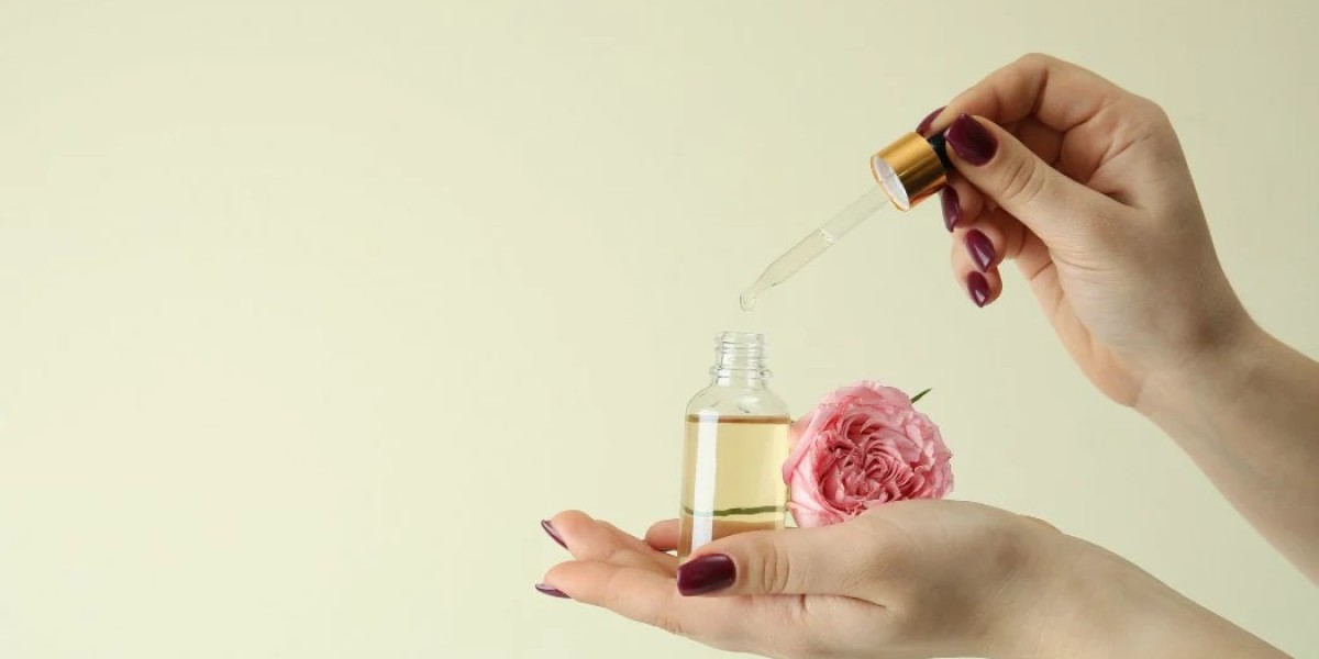 12 Interesting Things You Don't Know About Perfume