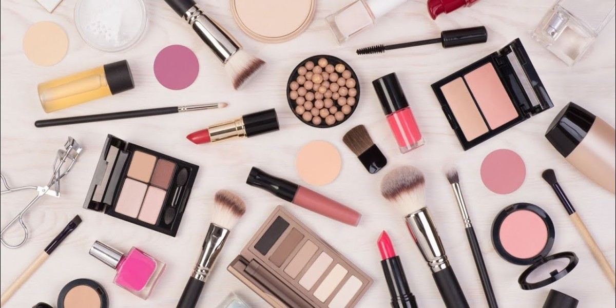 Makeup Market: Key Opportunities for Sustainable Growth and Innovation in the Beauty Industry