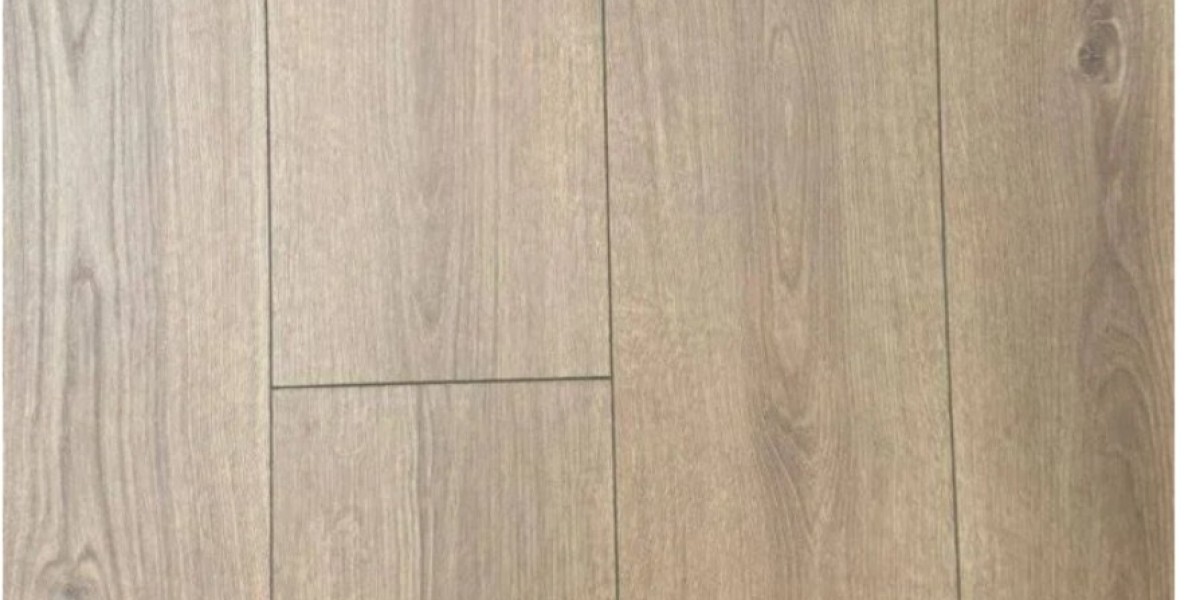 Discover the Elegance of Oak Flooring with Walton Flooring