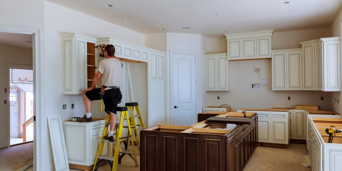 Building Up vs. Building Out Home Additions: Remodeling Services