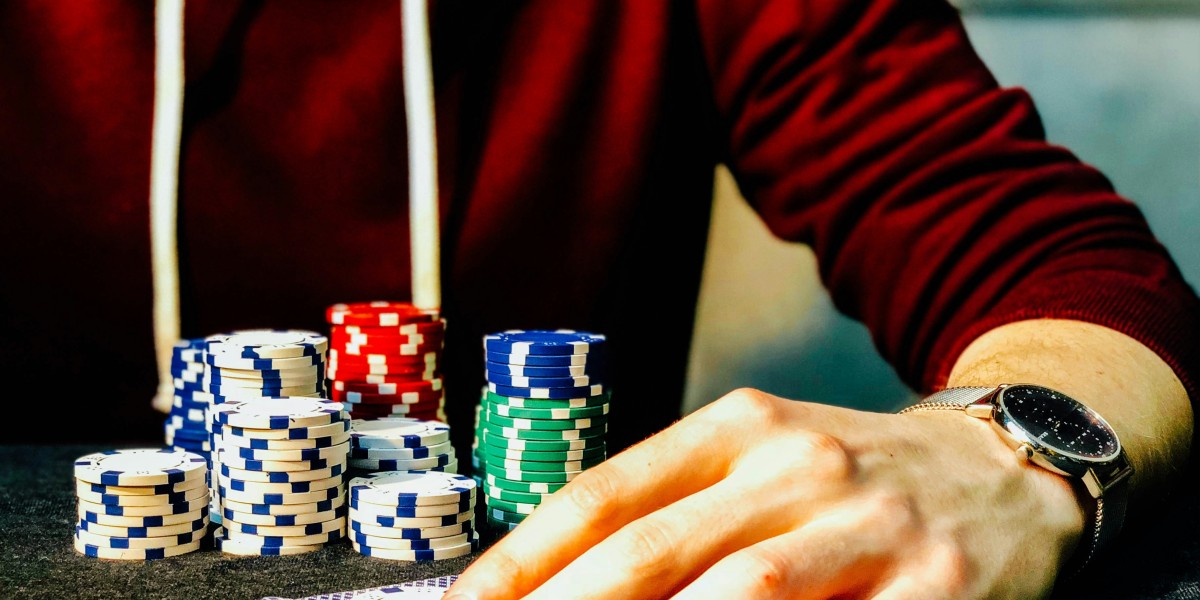 Sammenligning av ingen innskuddsbonuser på nettcasinoer