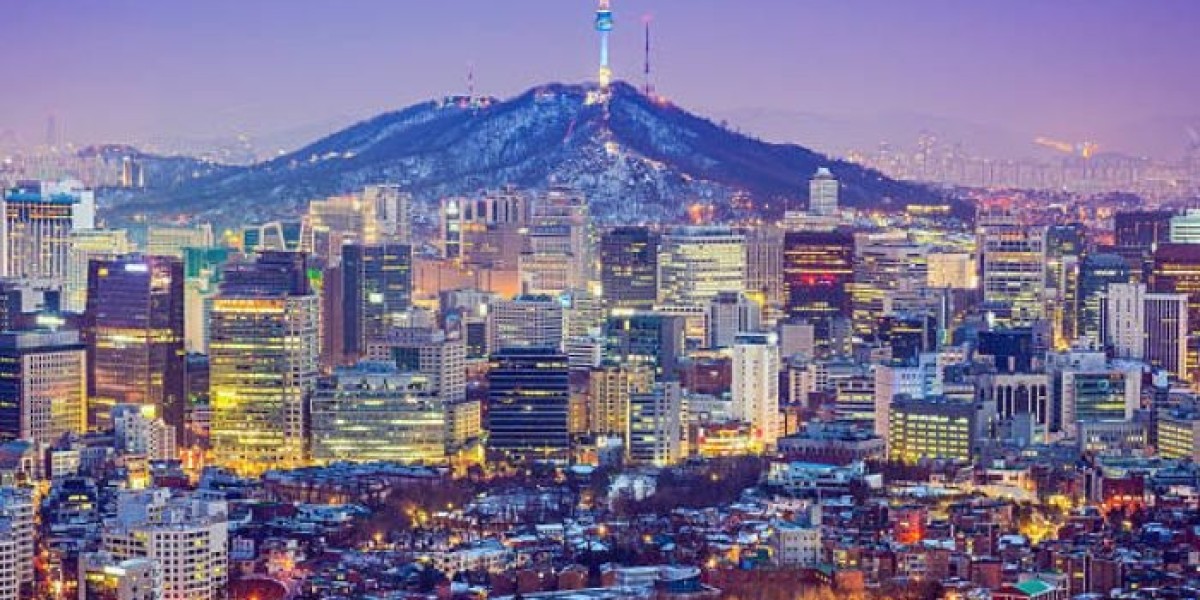 Shopping in South Korea: From Street Markets to Luxury Boutiques