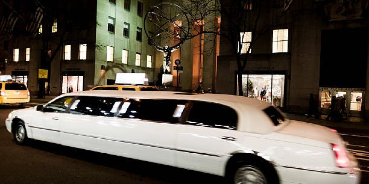 Book Your O'Hare Limo Service for Any Occasion: Unparalleled Luxury and Convenience