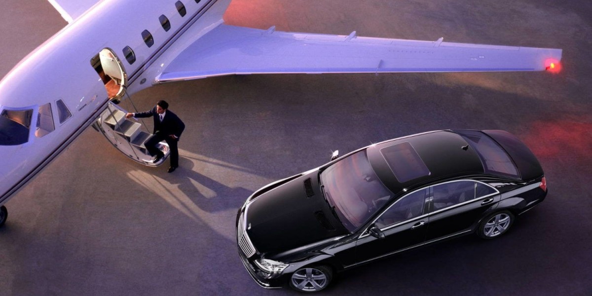 Newark Airport Limo Service: Your Premier Travel Solution