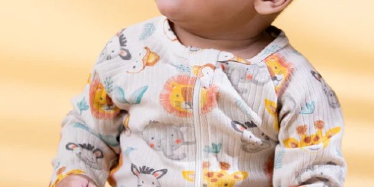 Baby Clothes Shopping: Tips to Get the Best Deals