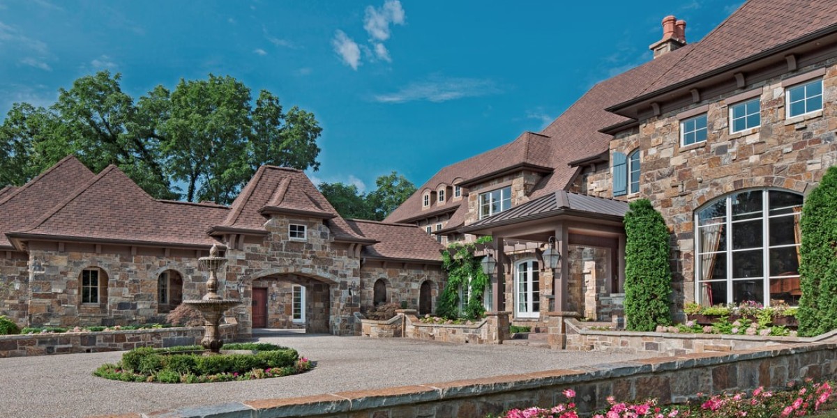 Bloomfield Hills’ Best: Custom Home Builders for Discerning Clients