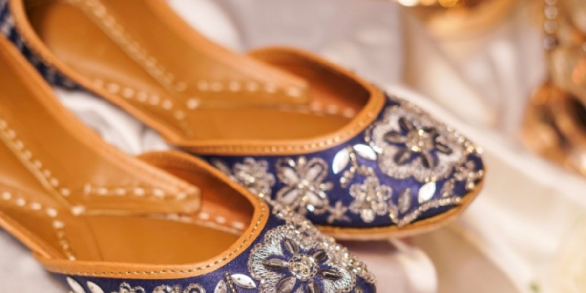 Mirror Work Juttis Show Beauty As You Step Into Tradition With Them